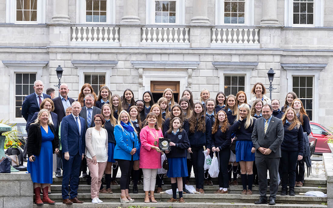 Coláiste Muire Students Meet Ministers at Dáil Eireann